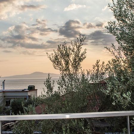 Nina'S Villa, Cosy Seaview Retreat Verga Dış mekan fotoğraf