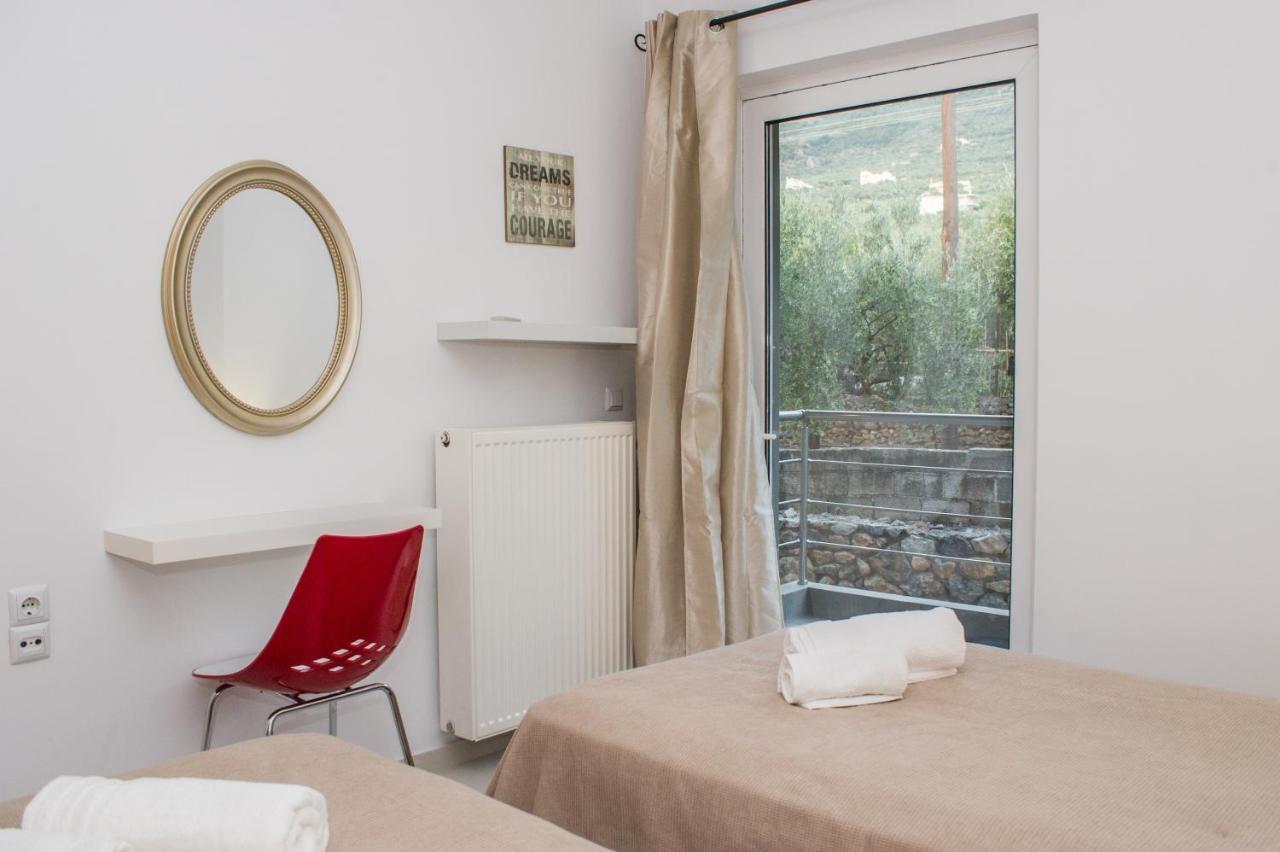 Nina'S Villa, Cosy Seaview Retreat Verga Dış mekan fotoğraf